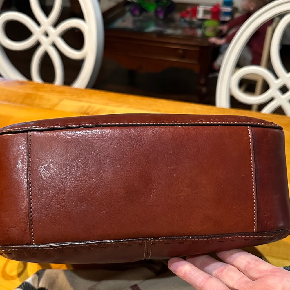Fossil Vintage Rich Brown Leather Shoulder Bag - Picture 3 of 9